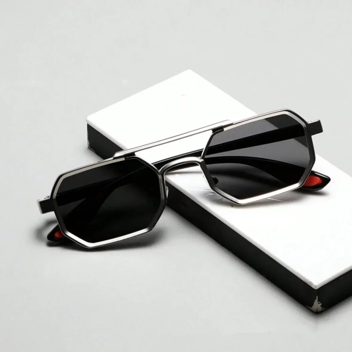 Vincarti Shades