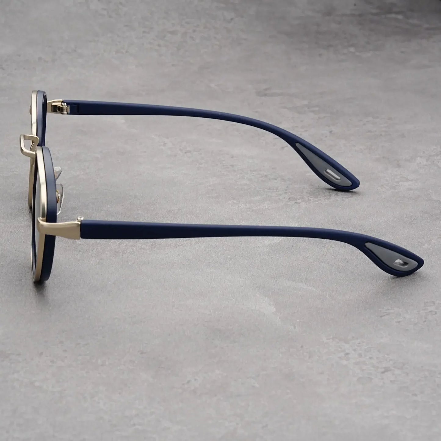 Mason Cole Shades