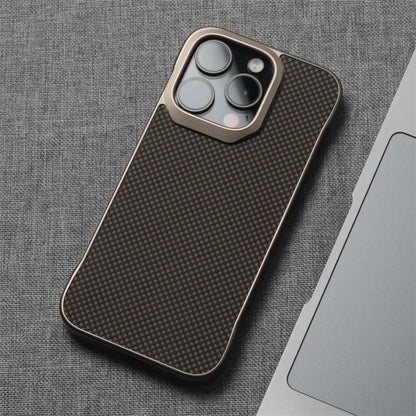 Carbonix Case