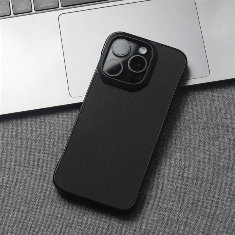 Carbonix Case