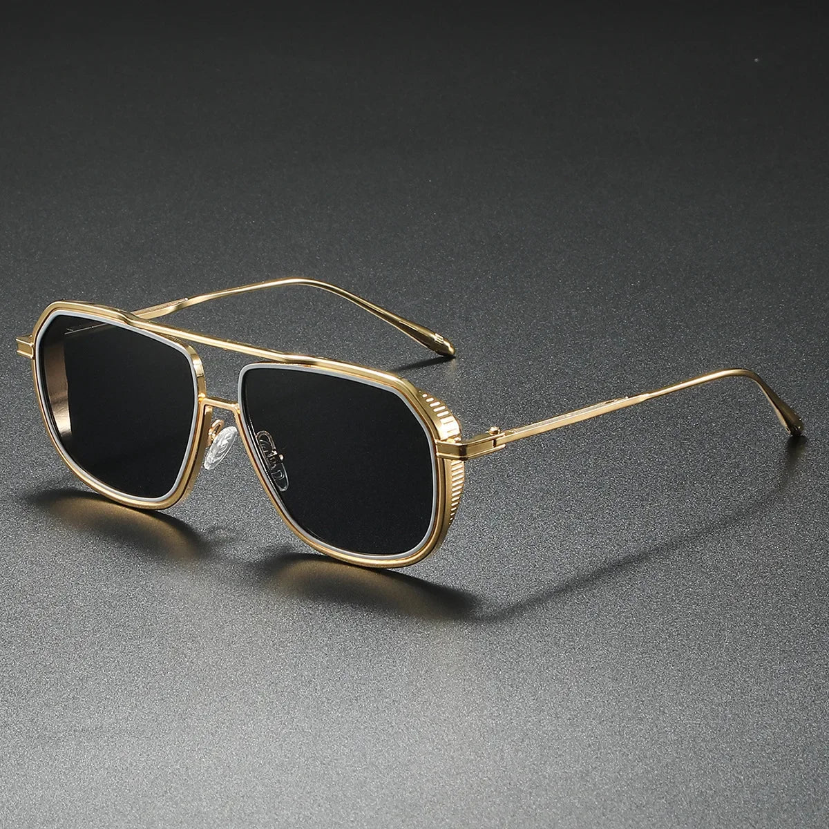 Massimo Shades